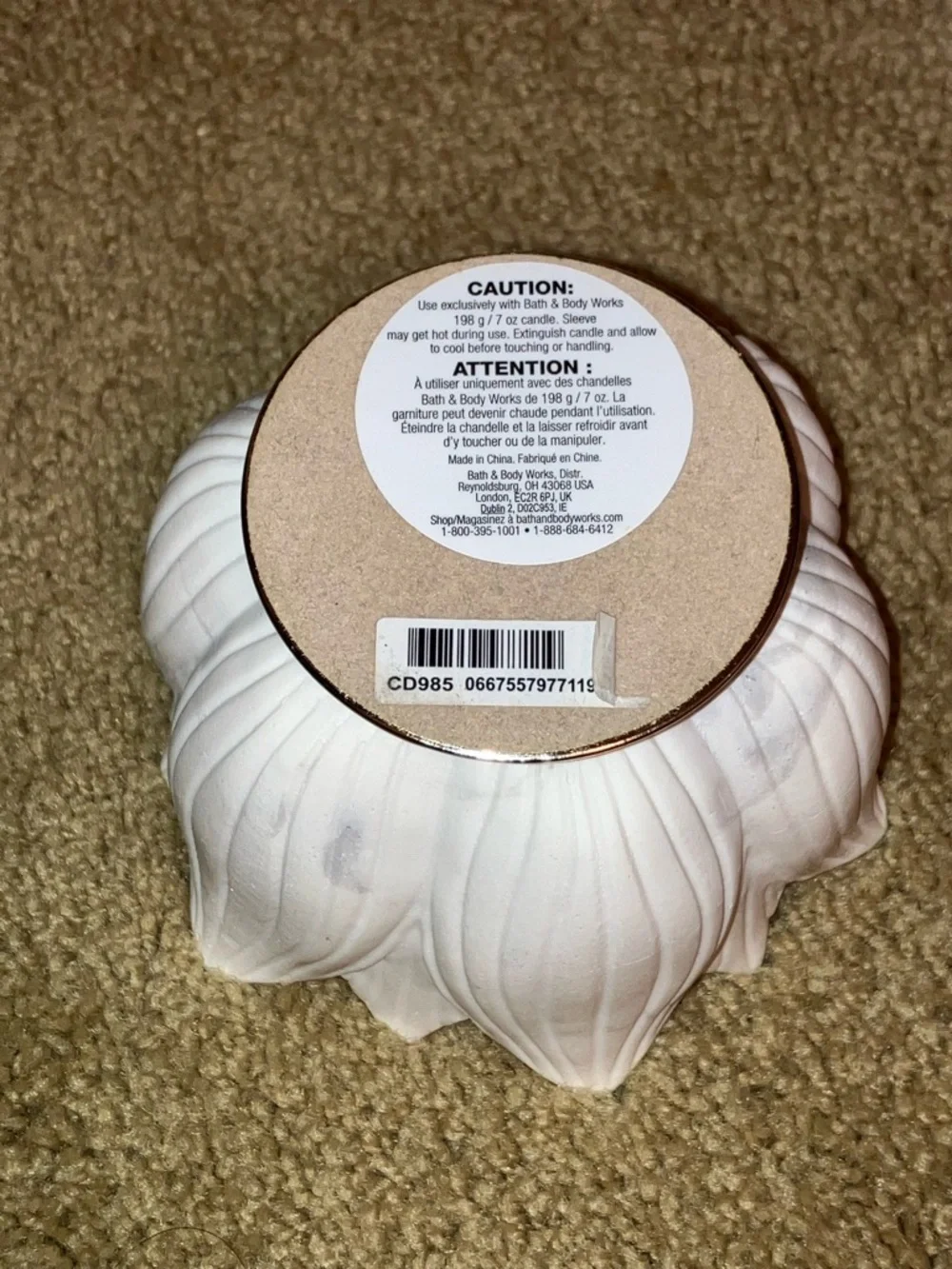 Bath and Body Works white/gray Lotus Flower Candle Holder - Picture 3 of 4